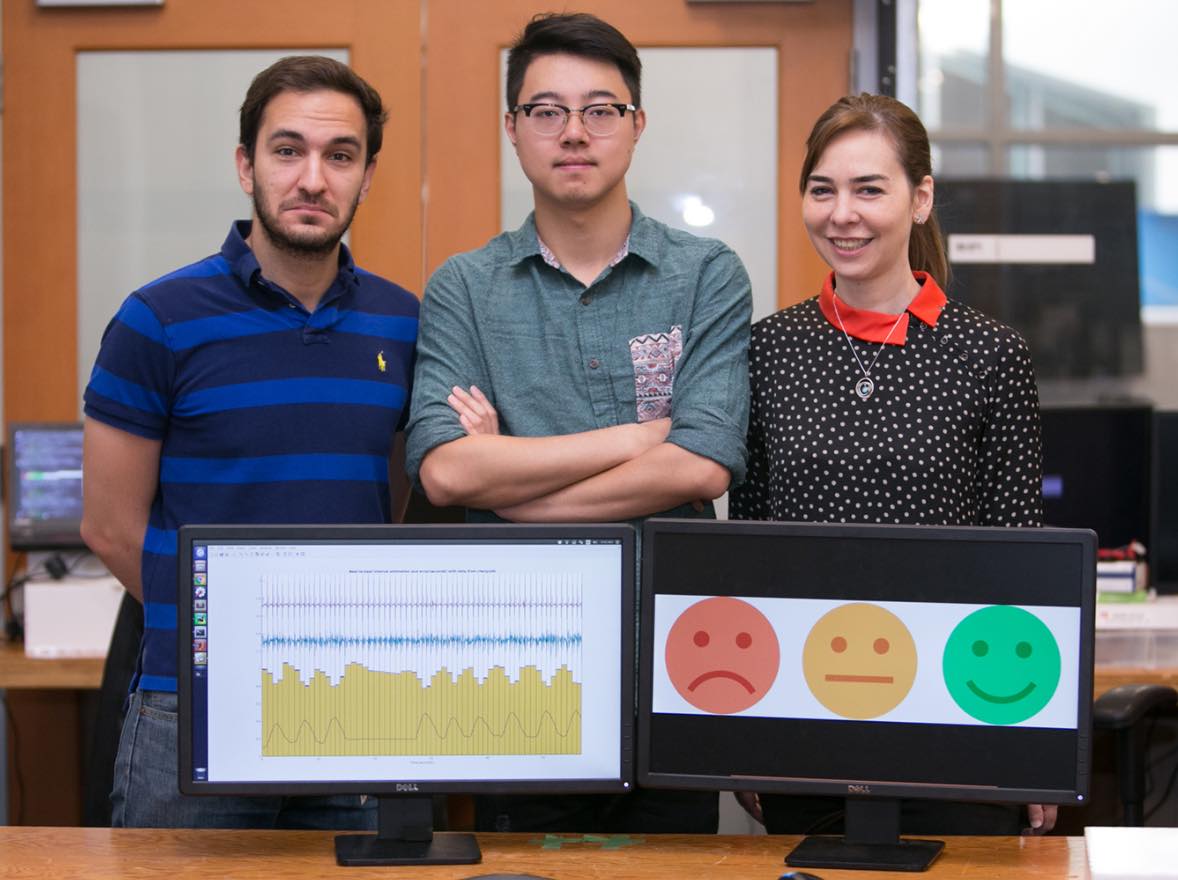 MIT wireless device can read human emotions (research)