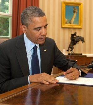 President Obama signs Shaheen's bill of rights for sexual assault ...