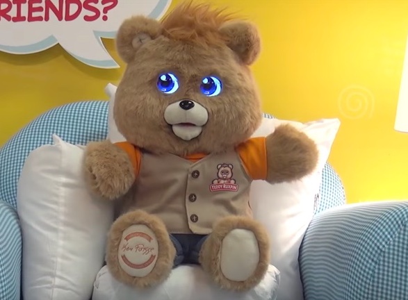 Teddy Ruxpin: Iconic '80s toy bear Returns Fall 2017