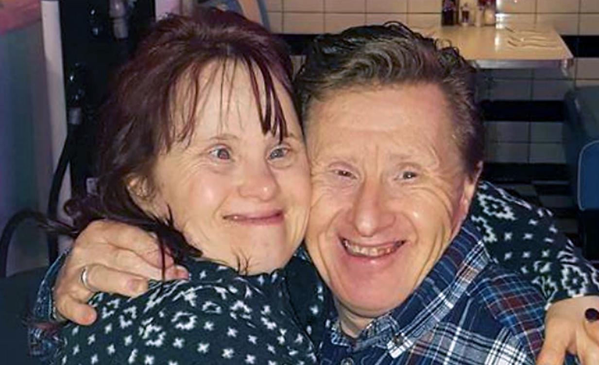 Down Syndrome couple celebrate 22 years of happy marriage (Picture)