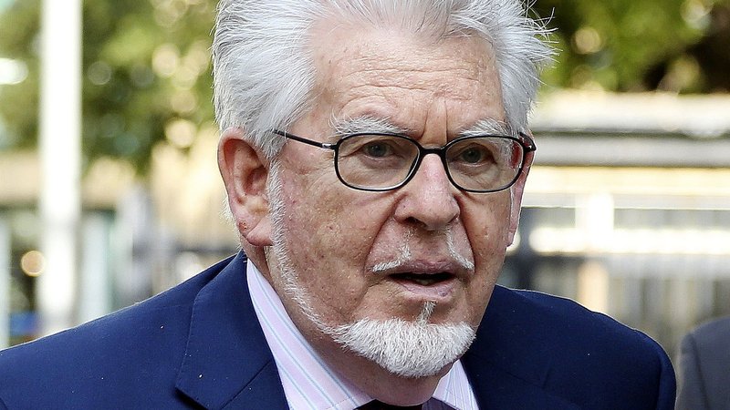 Rolf Harris cleared in new sex crime trial (Details)