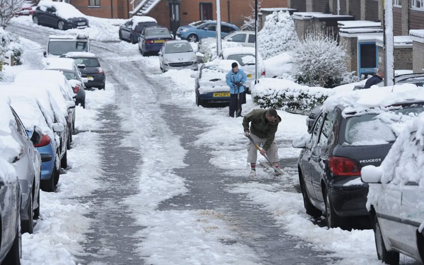 UK Weather: Cold alert issued as possible ice