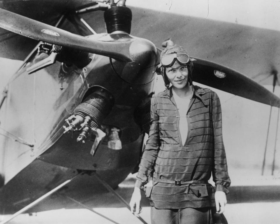 Earhart mystery could be solved by dogs? Bone-Sniffing Dogs Take Up The Hunt For Amelia