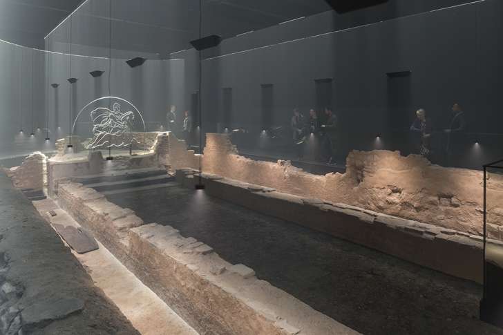Roman temple restored deep under City of London (Photo)