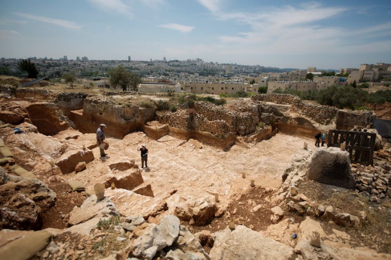 500,000 Year Old Site Found In Israel