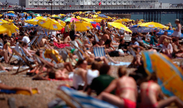 Hottest April Day: Britain SIZZLES as temperatures hit 29C