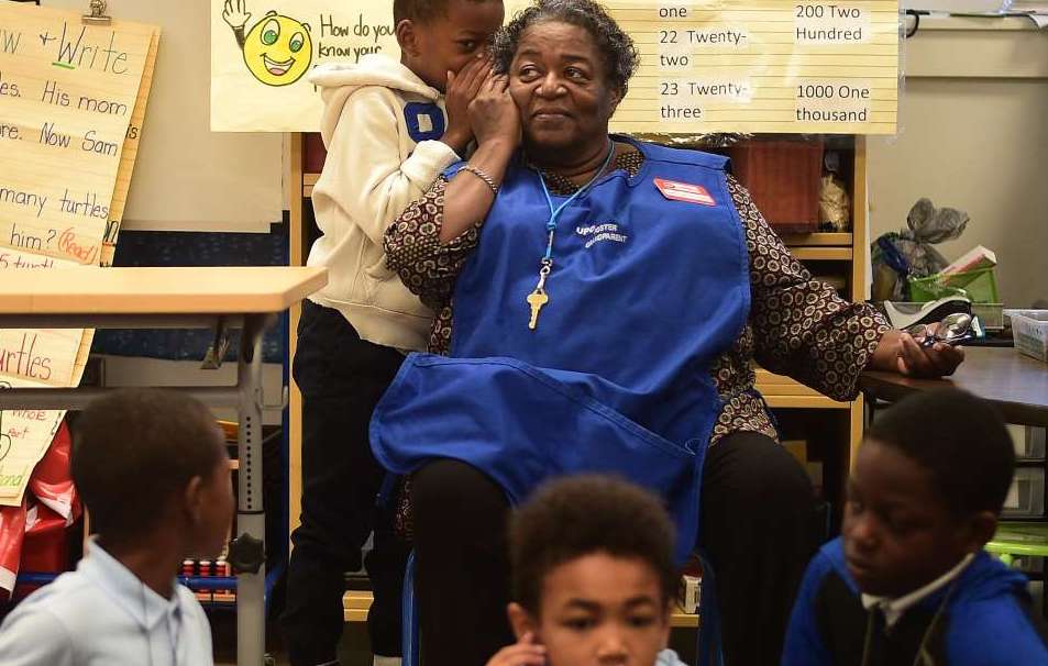 Classroom grandparents D.C. give students mentors, Report
