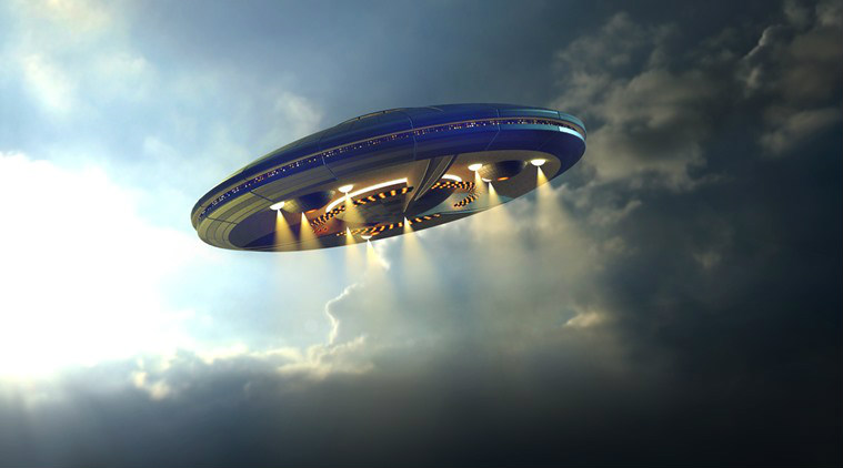 Pilots UFO spotted flying over Ireland (Reports)