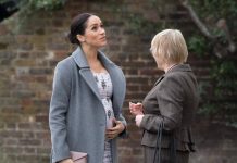 Begs Meghan to end rift with dad (Reports) begs Meghan to end rift with dad (Reports)