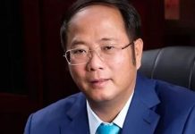 Billionaire stripped of visa calls Australia ‘a giant baby’ (Report) Billionaire stripped of visa calls Australia 'a giant baby' (Report)