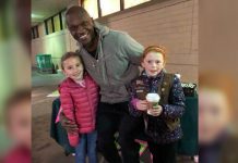 Man buys $540 worth of Girl Scout cookies, Details Man buys $540 worth of Girl Scout cookies, Report
