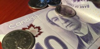Canadians are unhappy with their salaries (Reports) Canadians are unhappy with their salaries (Reports)