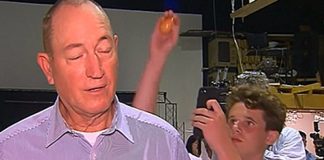 Egg Boy Will Connolly Tells ‘The Project’ The Egg Has “United People” (Reports) Egg Boy Will Connolly Tells 'The Project' The Egg Has “United People” (Reports)