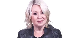 Jann Arden Opens Up About Her Bisexuality, Report
