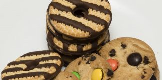 Kellogg Sells Keebler, Snacks to Ferrero for $1.3 Billion (Reports) Kellogg Sells Keebler, Snacks to Ferrero for $1.3 Billion (Reports)