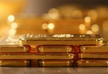 Gold tops $1600 after Iran attacks spark flight to havens, Report Gold tops $1600 after Iran attacks spark flight to havens, Report