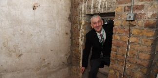 Parliament: Secret Passage Dating to 1660 Is Found (Picture)