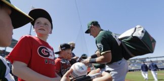 MLB offering pre-signed player autographs amid coronavirus MLB offering pre-signed player autographs amid coronavirus