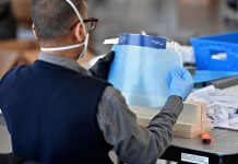 COVID-19 US: Trump strikes more assertive tone on GM manufacturing ventilators COVID-19 US: Trump strikes more assertive tone on GM manufacturing ventilators