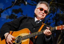 Coronavirus USA Update: Beloved songwriter John Prine dies Coronavirus USA Update: Beloved songwriter John Prine dies
