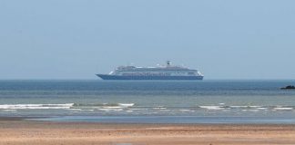 Coronavirus USA Update: Cruise ships with sick passengers to arrive off Florida coast Coronavirus USA Update: Cruise ships with sick passengers to arrive off Florida coast