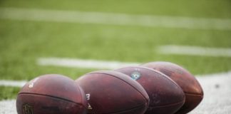 Coronavirus USA Update: NFL agent's parents die 6 minutes apart