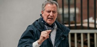 Coronavirus USA Updates: NYC to open up 40 miles of streets to pedestrians Coronavirus USA Updates: NYC to open up 40 miles of streets to pedestrians