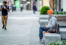 Coronavirus USA Updates: New Yorkers must wear masks or cloth coverings Coronavirus USA Updates: New Yorkers must wear masks or cloth coverings