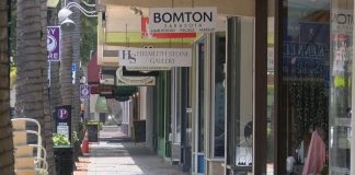 Coronavirus USA Updates: Publicly traded firms get $300M in small-business loans Coronavirus USA Updates: Publicly traded firms get $300M in small-business loans