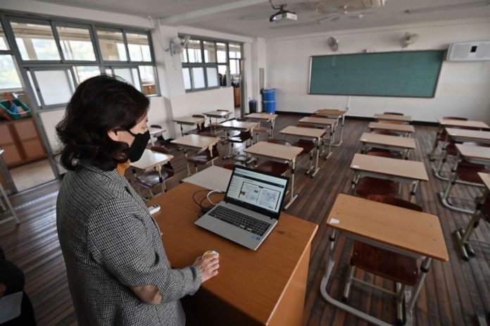 COVID-19: South Korean schools to start reopening next week