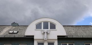 Coronavirus Updates: 107 COVID-19 cases linked to Frankfurt church Coronavirus Updates: 107 COVID-19 cases linked to Frankfurt church