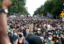 Coronavirus USA Updates: Oklahoma State linebacker tests positive after attending protest Coronavirus USA Updates: Oklahoma State linebacker tests positive after attending protest