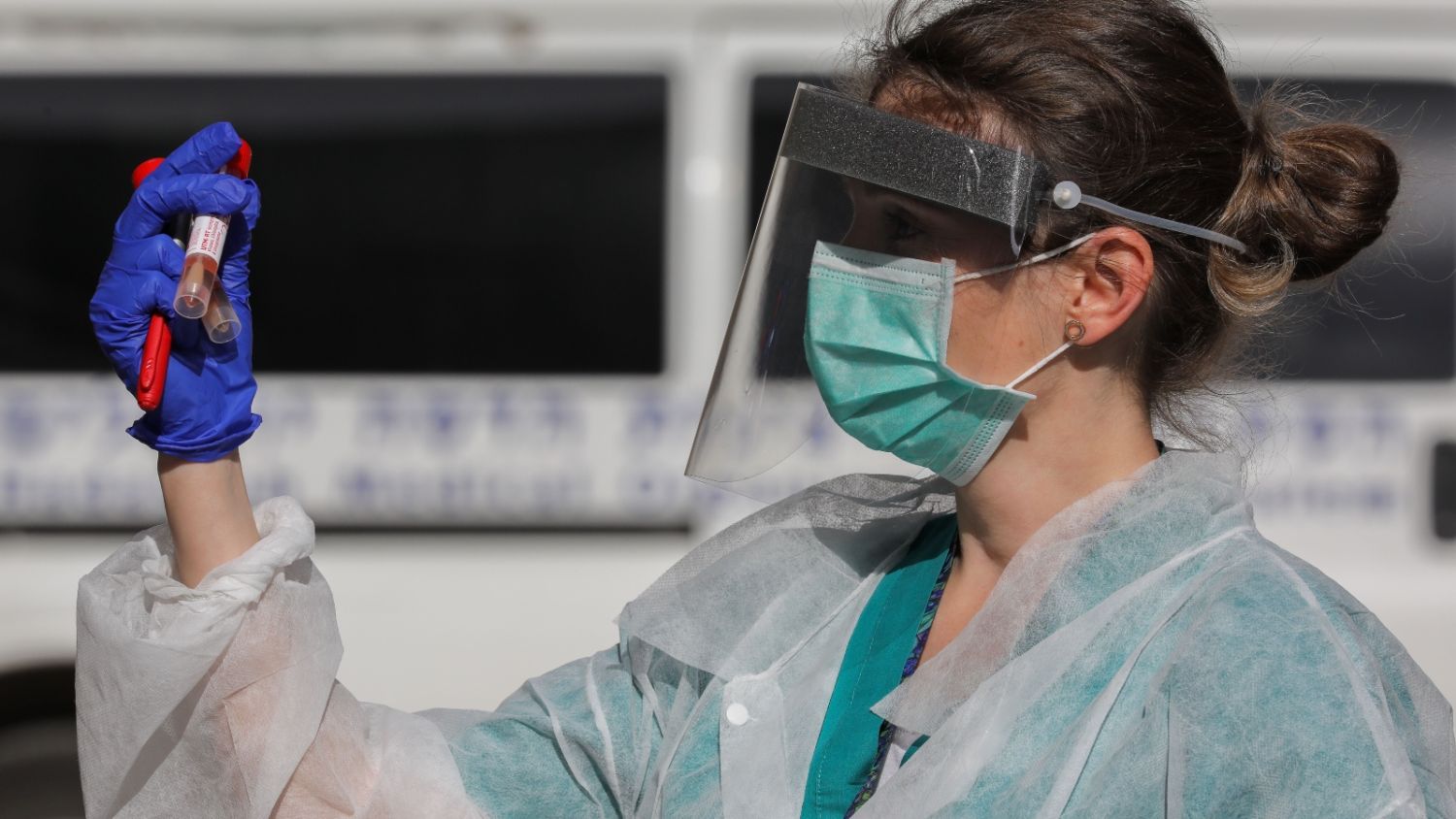 Coronavirus Australia Updates: Infected crew stranded on ...