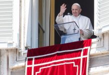 Coronavirus Updates: Mexican town residents block road to US border Coronavirus Updates: Mexican town residents block road to US border