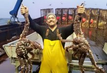 Mahlon Reyes, Deckhand on ‘Deadliest Catch,’ Dies at age 38 Mahlon Reyes, Deckhand on 'Deadliest Catch,' Dies at age 38