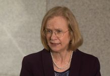 Coronavirus Australia Updates: Gathering limits on track to be lifted for south-east Queensland Coronavirus Australia Updates: Gathering limits on track to be lifted for south-east Queensland