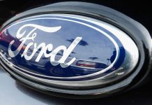 Ford to cut 1000 salaried jobs in North America amid overhaul, Report Ford to cut 1000 salaried jobs in North America amid overhaul, Report