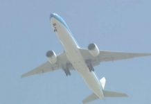 Pilot reports ‘guy in jetpack’ flying near plane in Los Angeles, Report Pilot reports 'guy in jetpack' flying near plane in Los Angeles, Report