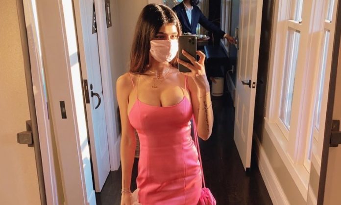 Pornhub star Mia Khalifa Blasts OnlyFans Subscribers Sending Her Inappropriate Messages