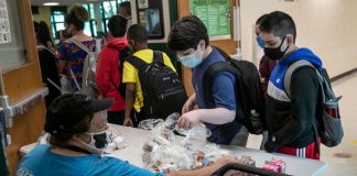Coronavirus USA Updates: Free school meals extended through end of school year Coronavirus USA Updates: Free school meals extended through end of school year