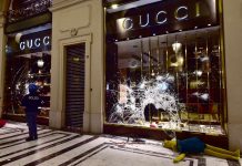 Coronavirus Updates: Violent protests erupt in Italy over new restrictions Coronavirus Updates: Violent protests erupt in Italy over new restrictions