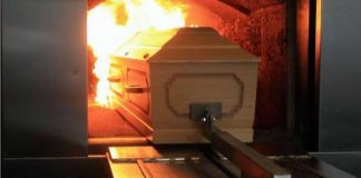 Argentina: Woman spots her 'dead' mother, 89, is ALIVE before she was Cremated