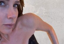 Victoria Beckham sparks mass reaction in lacy bustier Victoria Beckham sparks mass reaction in lacy bustier