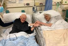 Couple married for 70 years hold hands before they both died of Covid-19 Couple married for 70 years hold hands before they both died of Covid-19