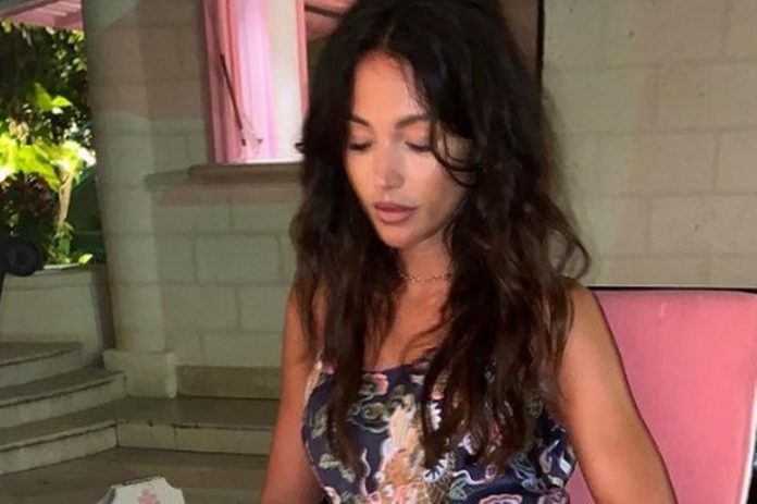 Michelle Keegan's colourful mini dress has us dreaming of summer (Picture)
