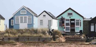 Two arrested over beach hut attacks, Report Two arrested over beach hut attacks, Report