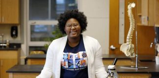 Dasia Taylor: West High senior creates color-changing sutures to detect infection Dasia Taylor: West High senior creates color-changing sutures to detect infection