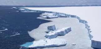 Iceberg size of Greater London breaks off Antarctica (Report) Iceberg size of Greater London breaks off Antarctica (Report)