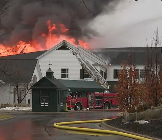 Video: Oakland Hills Country Club clubhouse catches fire in Michigan, 'almost a total loss'
